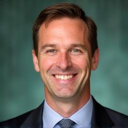 Porträt von Tim, einem freundlichen Würfelgarten Mitarbeiter